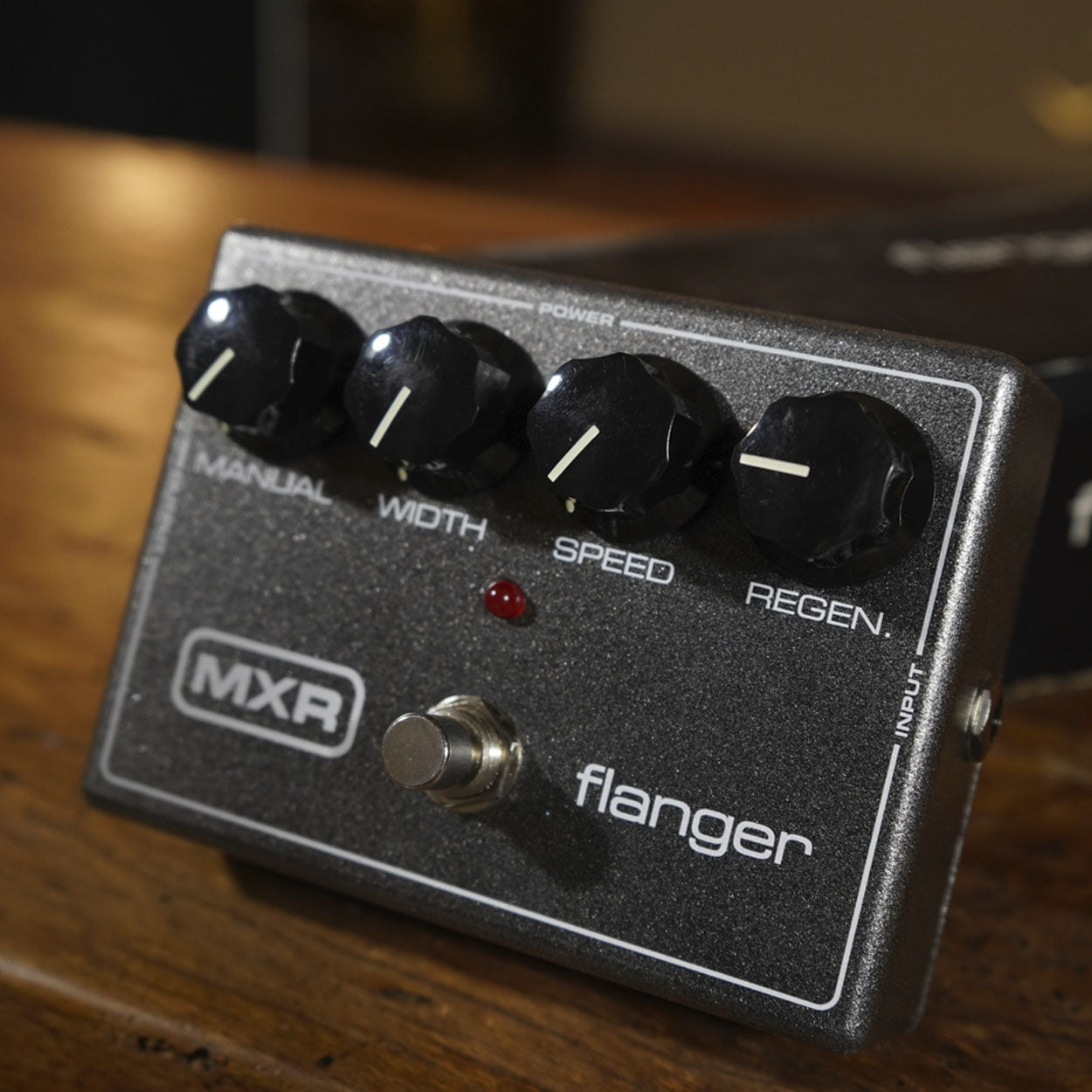 MXR M117R Flanger Pedalı (2.El)