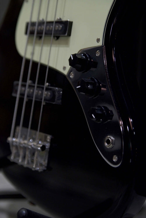 Kozmos KJB-62JJ-GMN-BK Bas Gitar