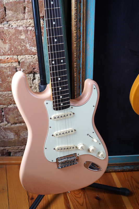 Fender Made in Japan Hybrid 60's Stratocaster - Flamingo Pink (2.El)