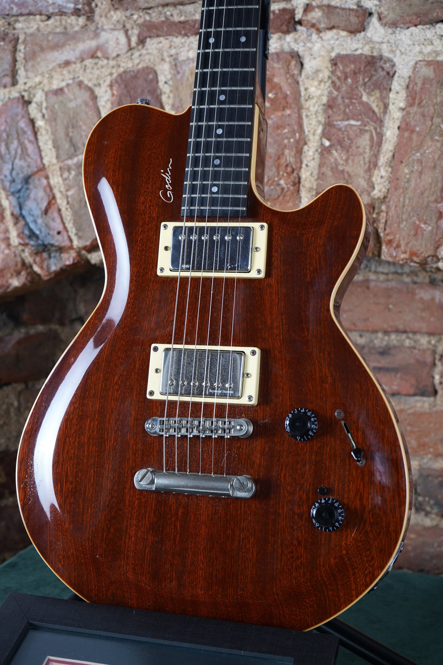 Godin Icon Type 2 Classic Burgundy (2.El)