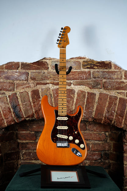 Fender 2010 American Deluxe Stratocaster Amber (2.El)