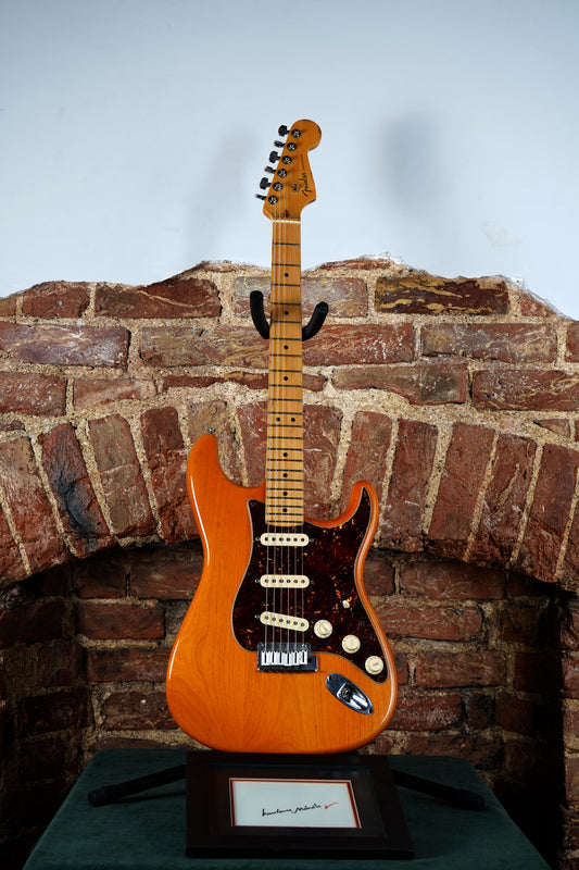 Fender 2010 American Deluxe Stratocaster Amber (2.El)