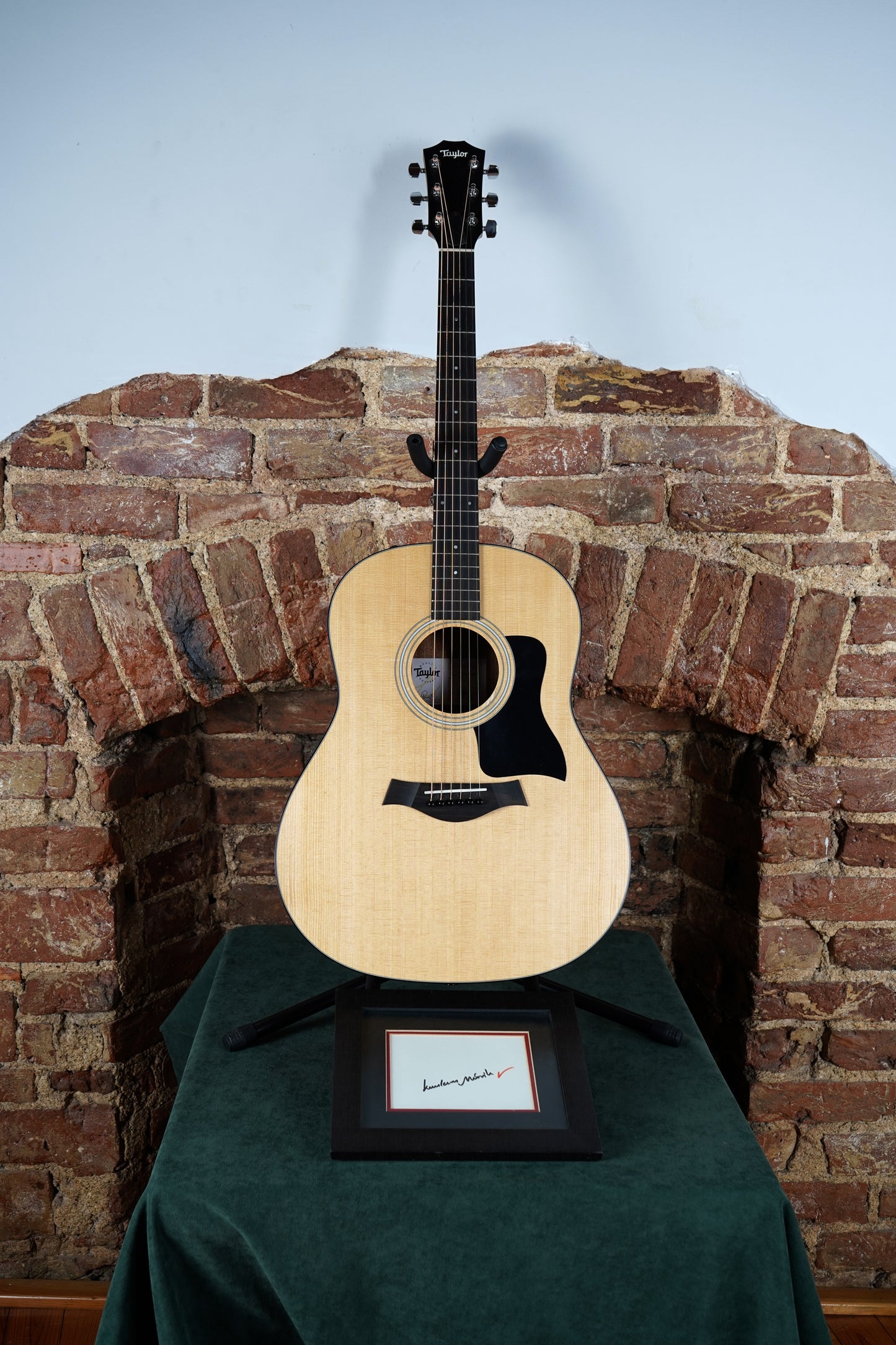 Taylor 117e Grand Pacific (2.El)
