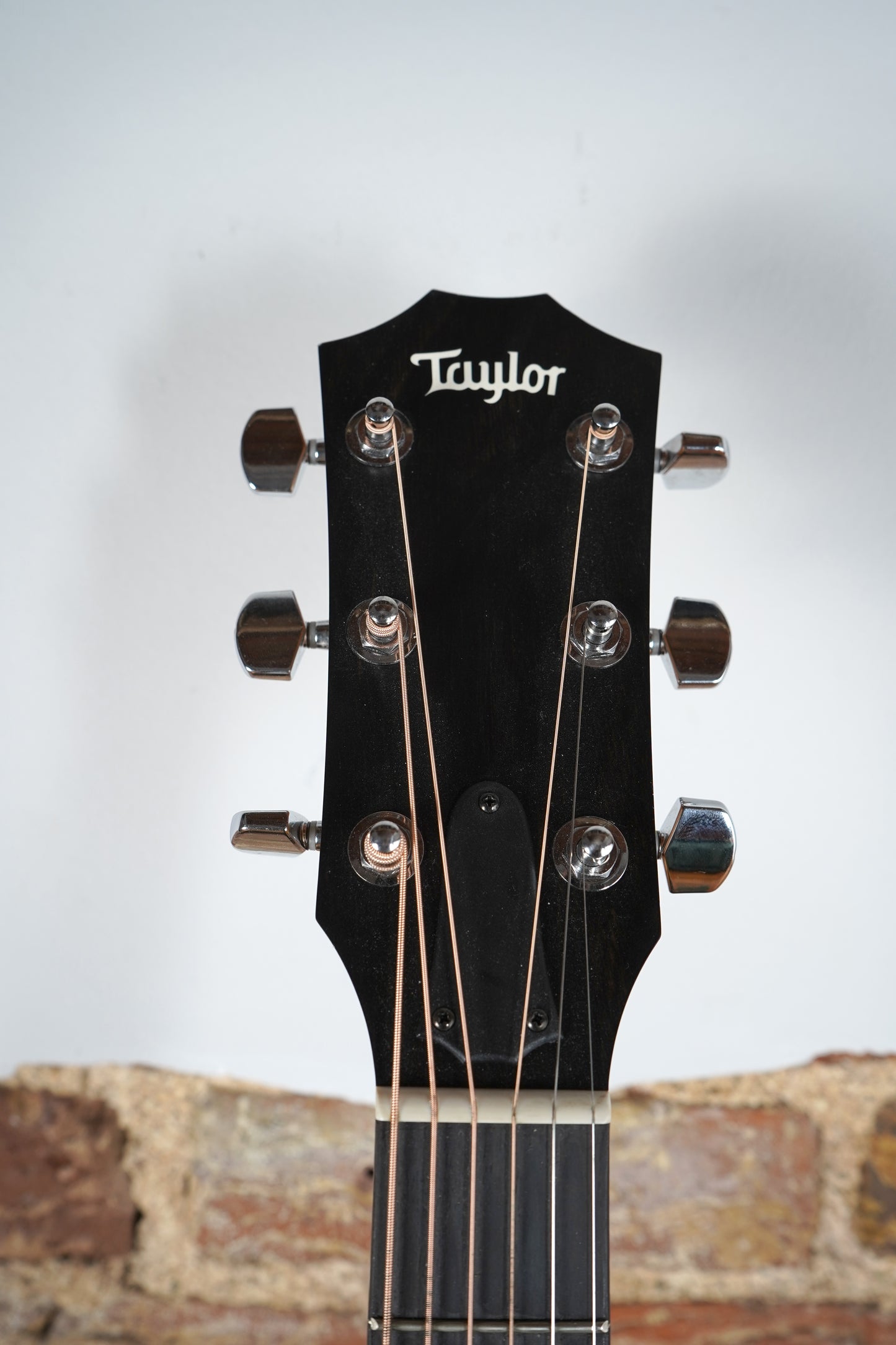 Taylor 117e Grand Pacific (2.El)