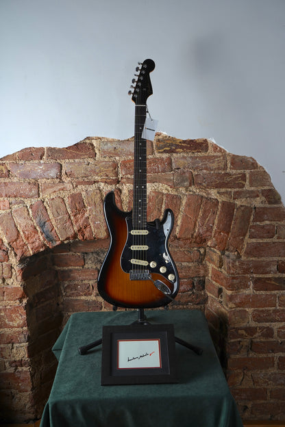 Fender Amerinca Ultra Luxe Stratocaster 2 Color Sunburst (2. El)