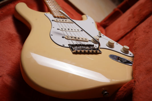 Fender Stratocaster Yngwie Malmsteen Elektro Gitar - White Blonde