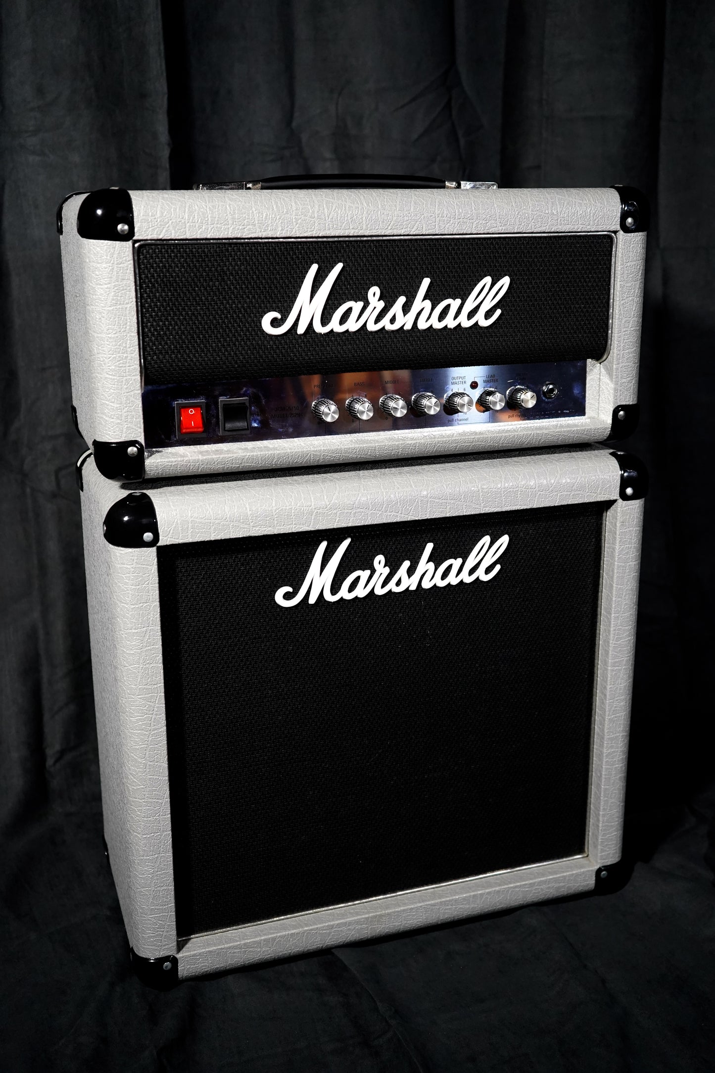Marshall Silver Jubilee 2525H-E + Marshall 2512 Kabin (2. El)