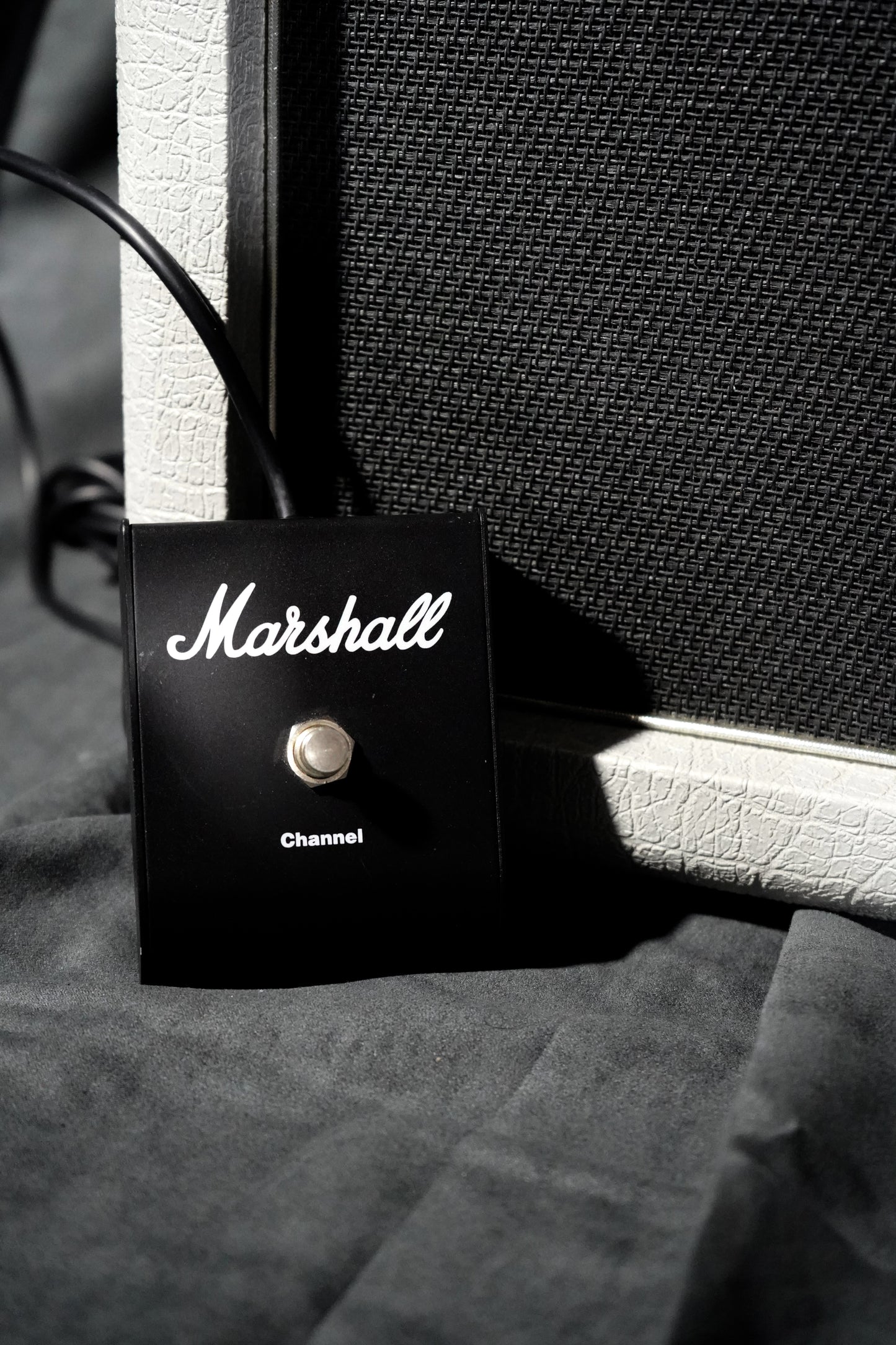 Marshall Silver Jubilee 2525H-E + Marshall 2512 Kabin (2. El)