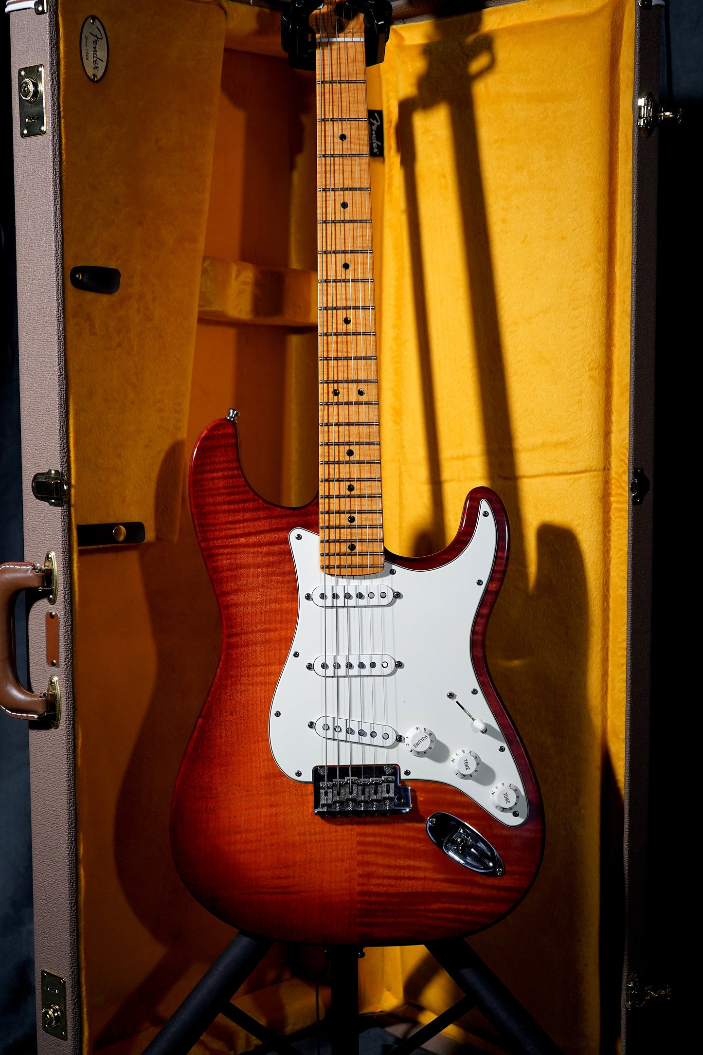 Fender Select Stratocaster Dark Cherry Burst (2.El)