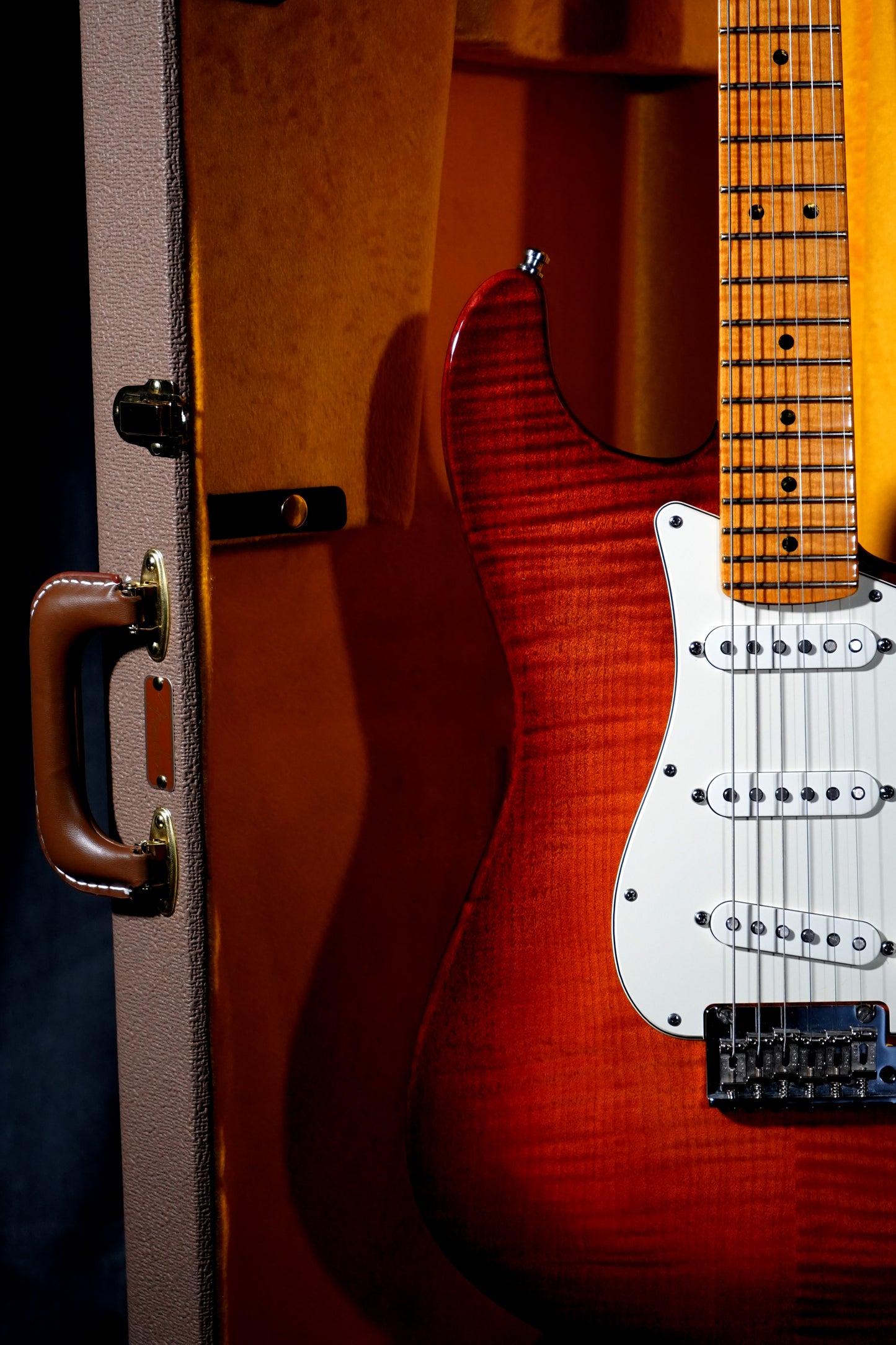 Fender Select Stratocaster Dark Cherry Burst (2.El)
