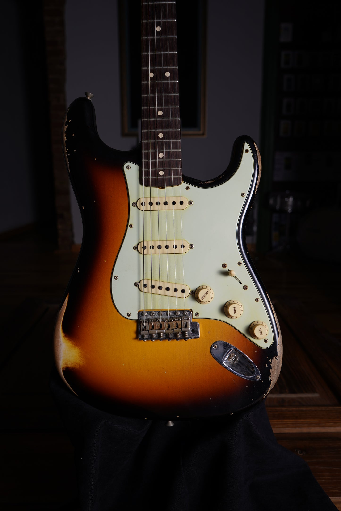 Fender Custom Shop 62 Strat Elektro Gitar - 3 Color Sunburst  (2.El)