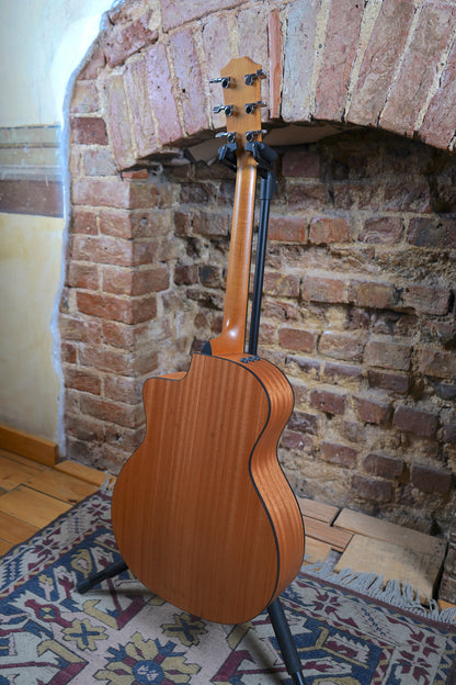 Taylor 114CE-SB Special Edition Elektro Akustik Gitar (2.El)