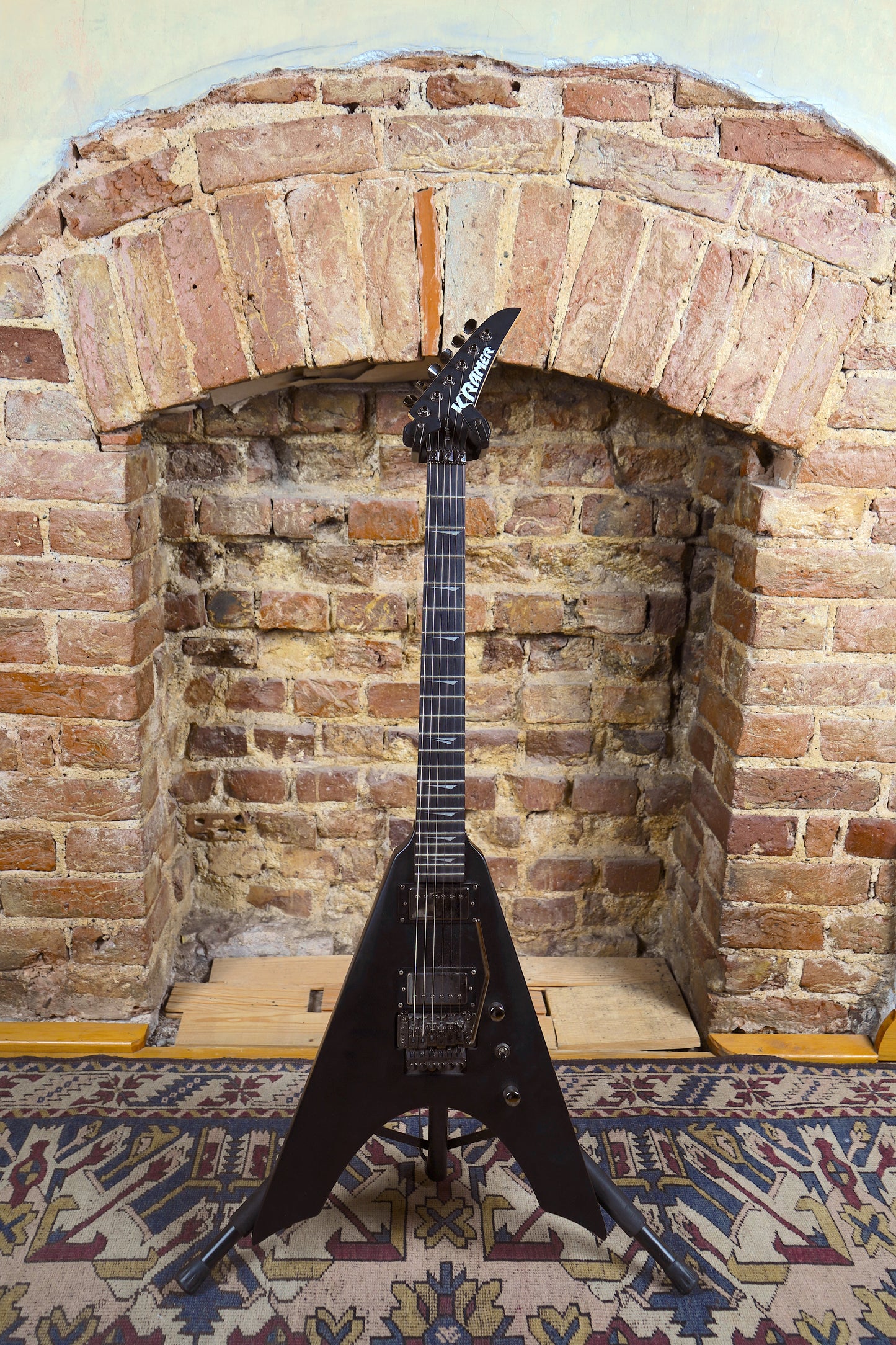 Kramer Nite-V Floyd Rose Elektro Gitar (2. El)