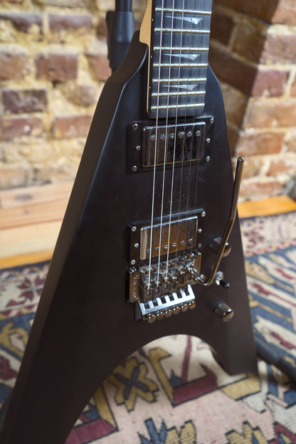 Kramer Nite-V Floyd Rose Elektro Gitar (2. El)
