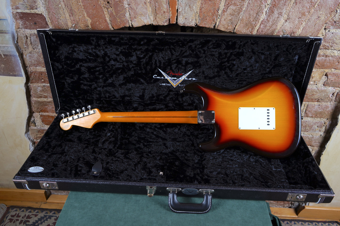 Fender Custom Shop '59 Stratocaster Closet Classic Elektro Gitar - 3 Tone Sunburst (2.El)