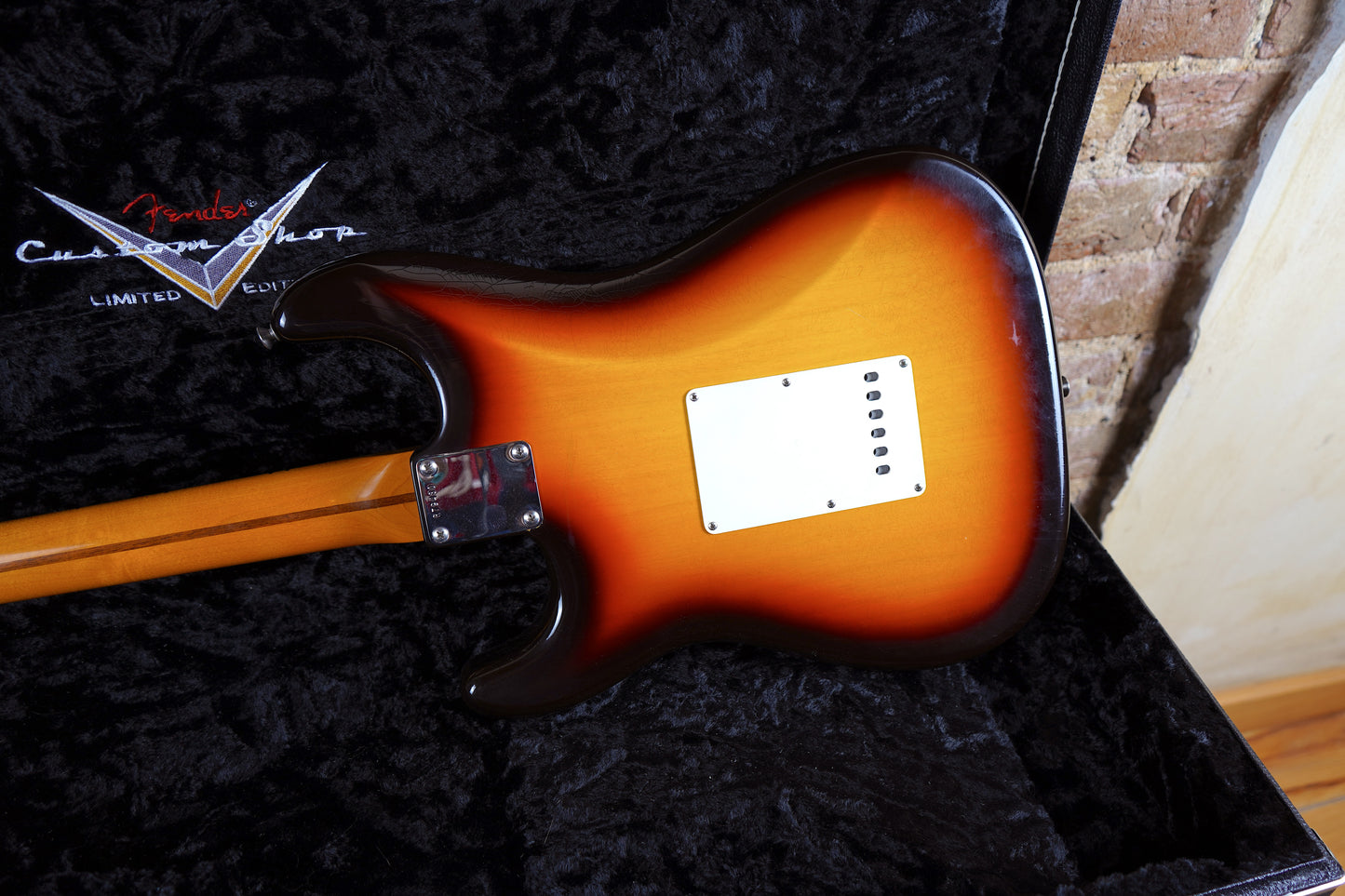Fender Custom Shop '59 Stratocaster Closet Classic Elektro Gitar - 3 Tone Sunburst (2.El)