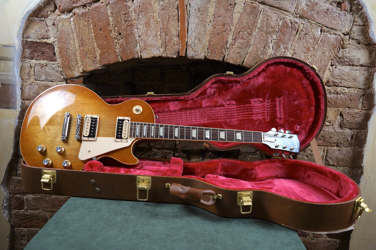 Gibson Les Paul Classic - Honeyburst Elektro Gitar (2.El)