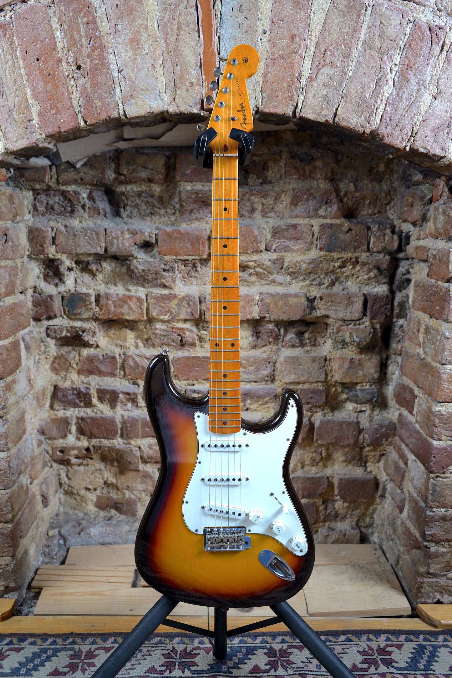 Fender Custom Shop '59 Stratocaster Closet Classic Elektro Gitar - 3 Tone Sunburst (2.El)