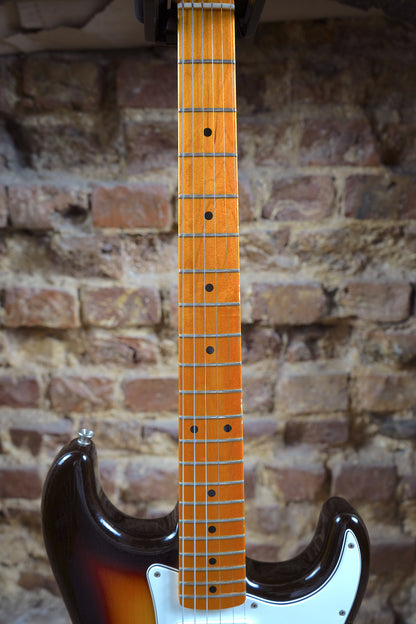 Fender Custom Shop '59 Stratocaster Closet Classic Elektro Gitar - 3 Tone Sunburst (2.El)