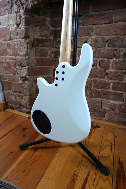 Maruszczyk Jazzus Bass Gitar (2.El)