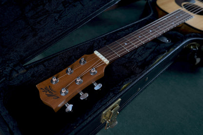 Maton EM6 Mini Elektro Akustik Gitar - Natural (2.El)