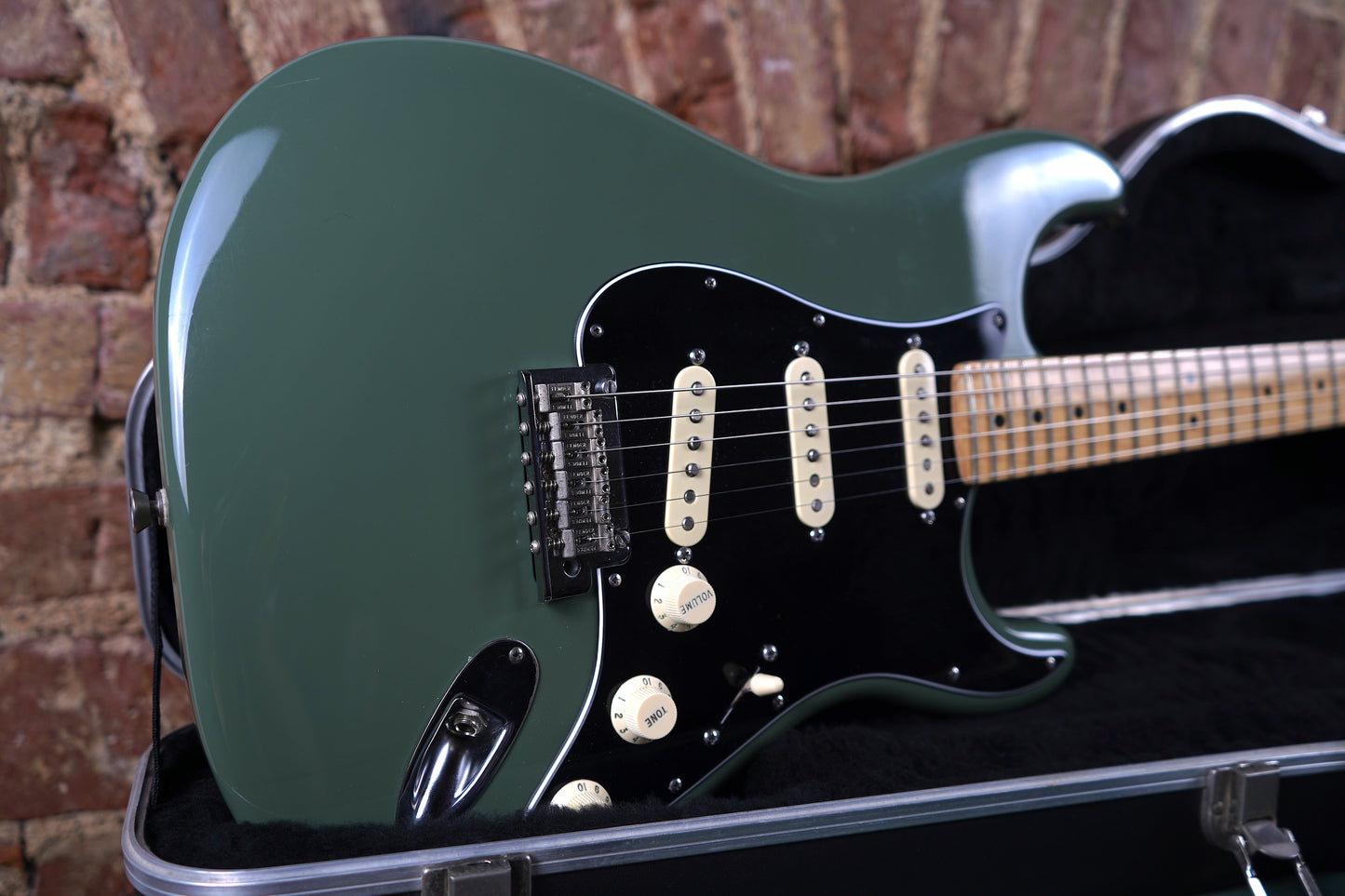 Fender American Professional Stratocaster - Antique Olive (2.El)