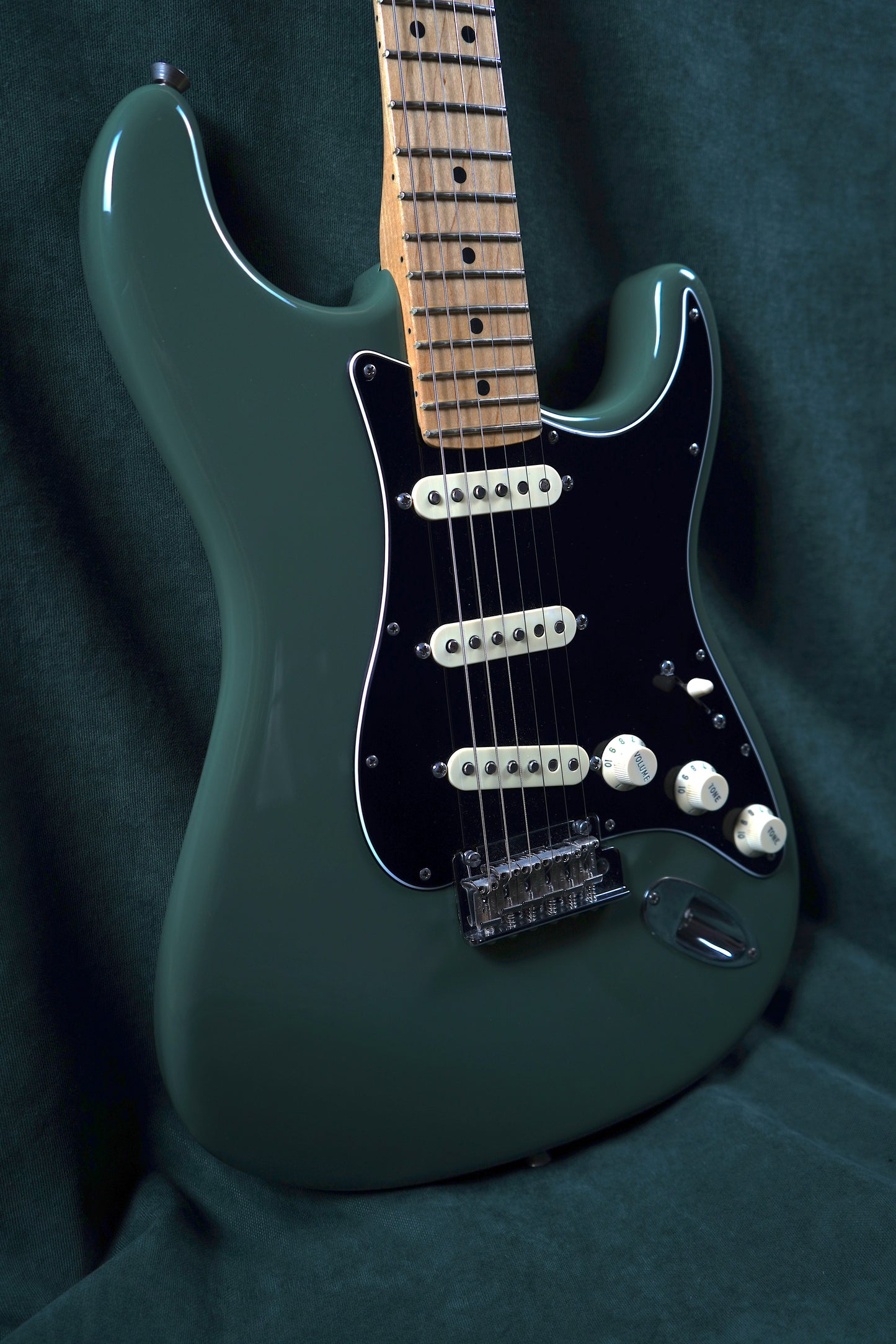 Fender American Professional Stratocaster - Antique Olive (2.El)