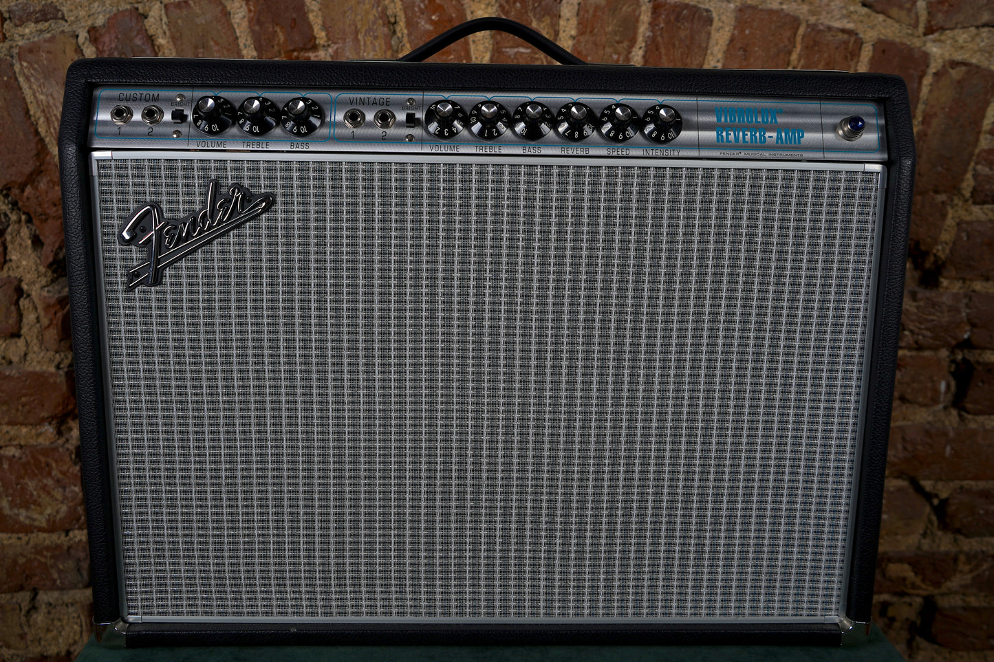 Fender '68 Custom Vibrolux Reverb Elektro Gitar Amfisi (2.El)