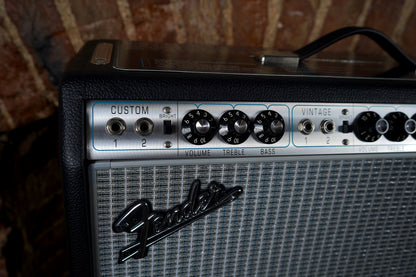 Fender '68 Custom Vibrolux Reverb Elektro Gitar Amfisi (2.El)