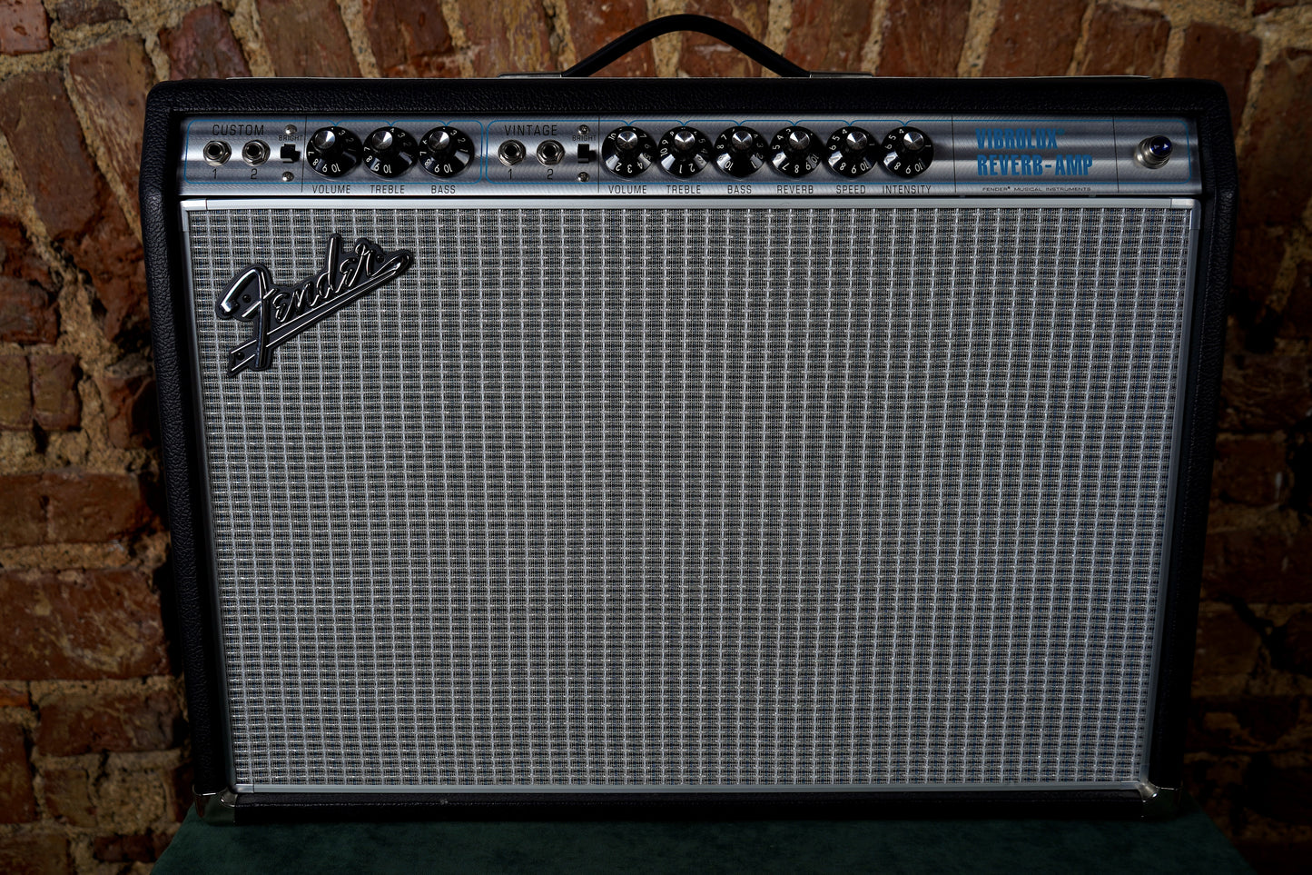 Fender '68 Custom Vibrolux Reverb Elektro Gitar Amfisi (2.El)