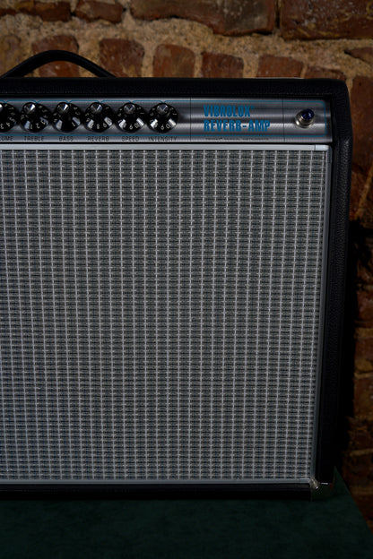 Fender '68 Custom Vibrolux Reverb Elektro Gitar Amfisi (2.El)