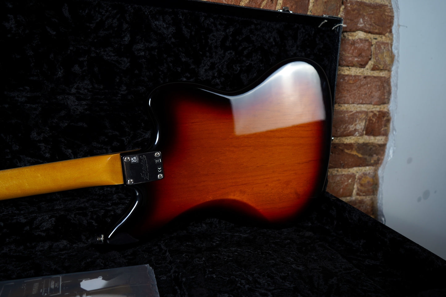 Fender Kurt Cobain Signature Jaguar Left Handed NOS (2.El)