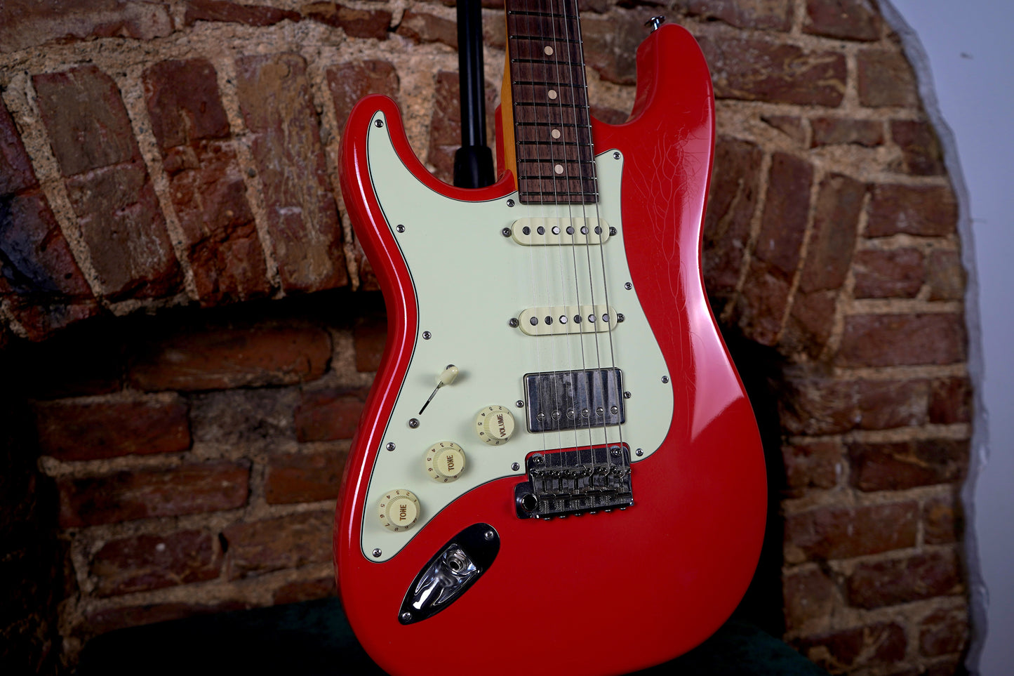 Suhr Classic S Antique Custom Left Handed - Fiesta Red (2.El)
