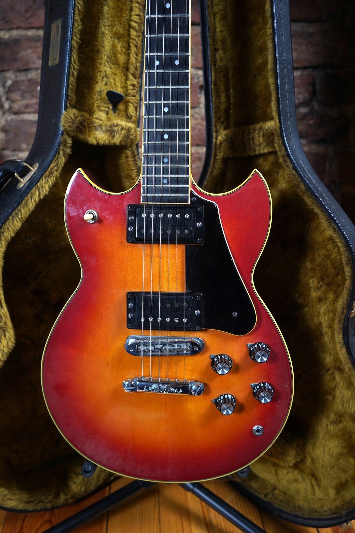 Yamaha 1977 SG1500 w/Original Hardcase (2.El)