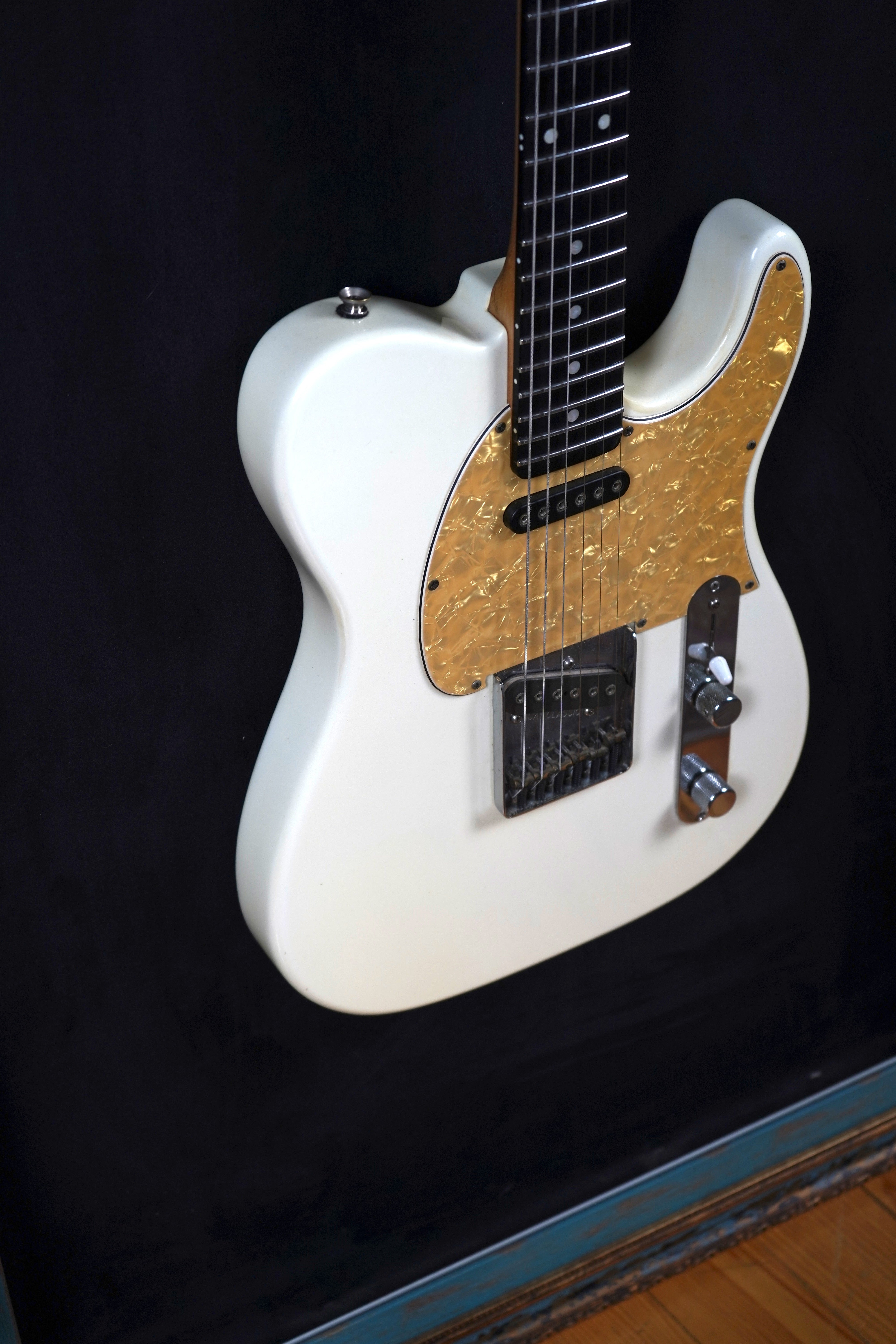 G&L 30th Anniversary ASAT Classic - Pearl Frost White (2.El