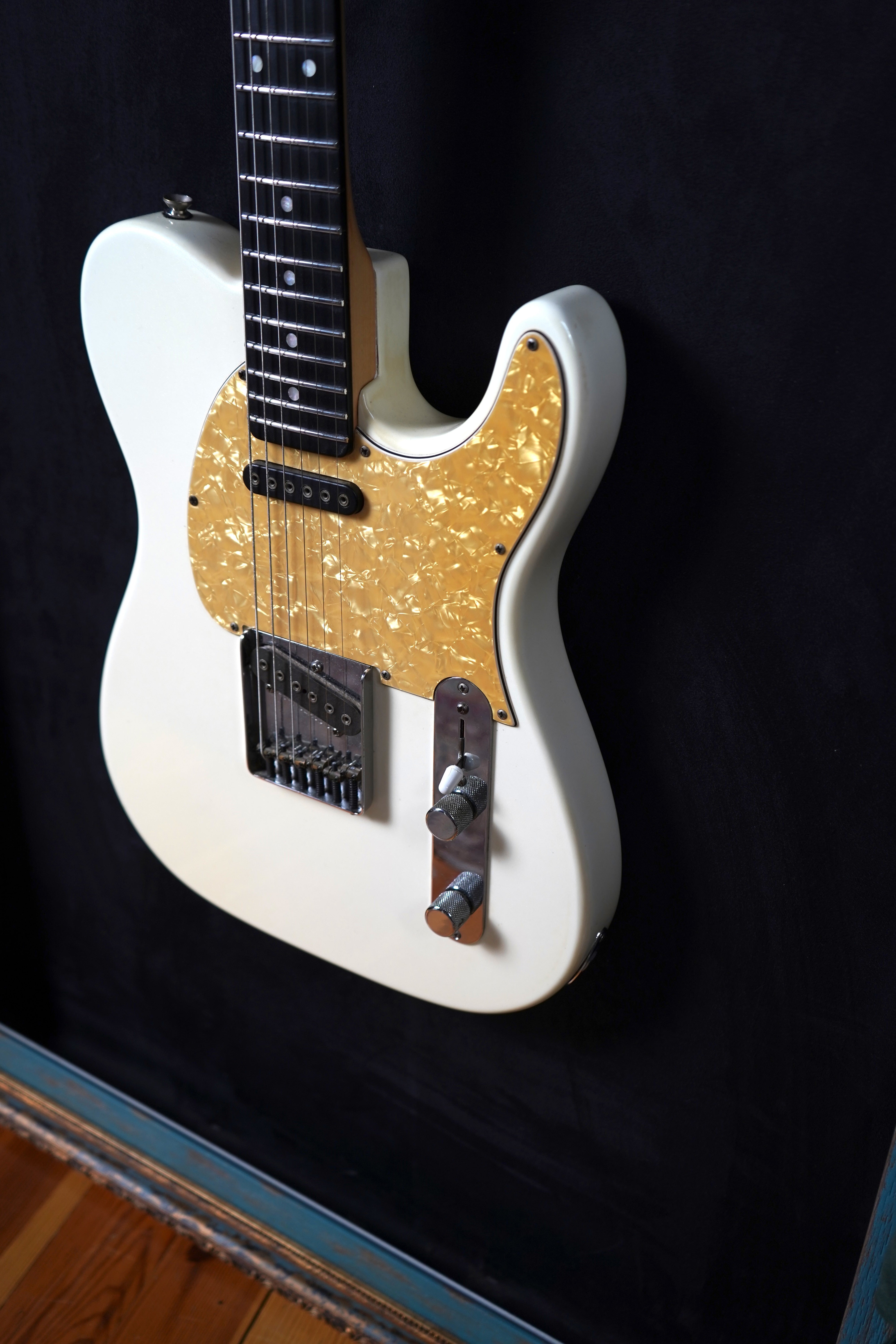 G&L 30th Anniversary ASAT Classic - Pearl Frost White (2.El