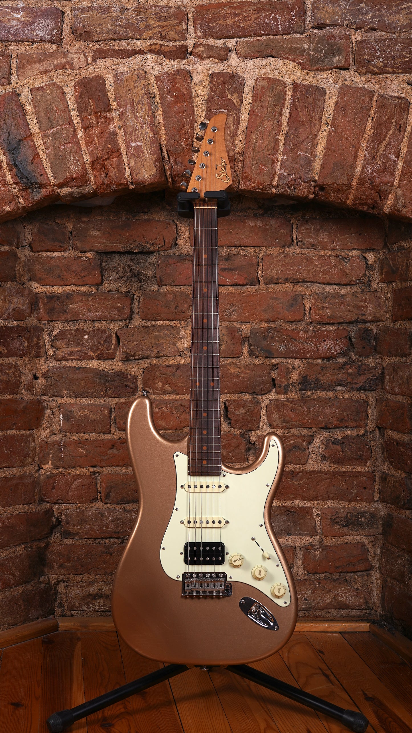 Suhr Classic S Vintage Limited Edition Firemist Gold