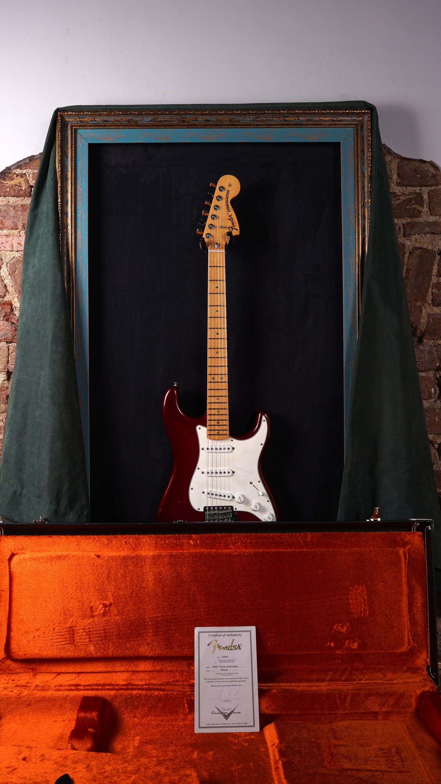 Fender CS Robin Trower Signature Stratocaster Midnight Wine (2.El)