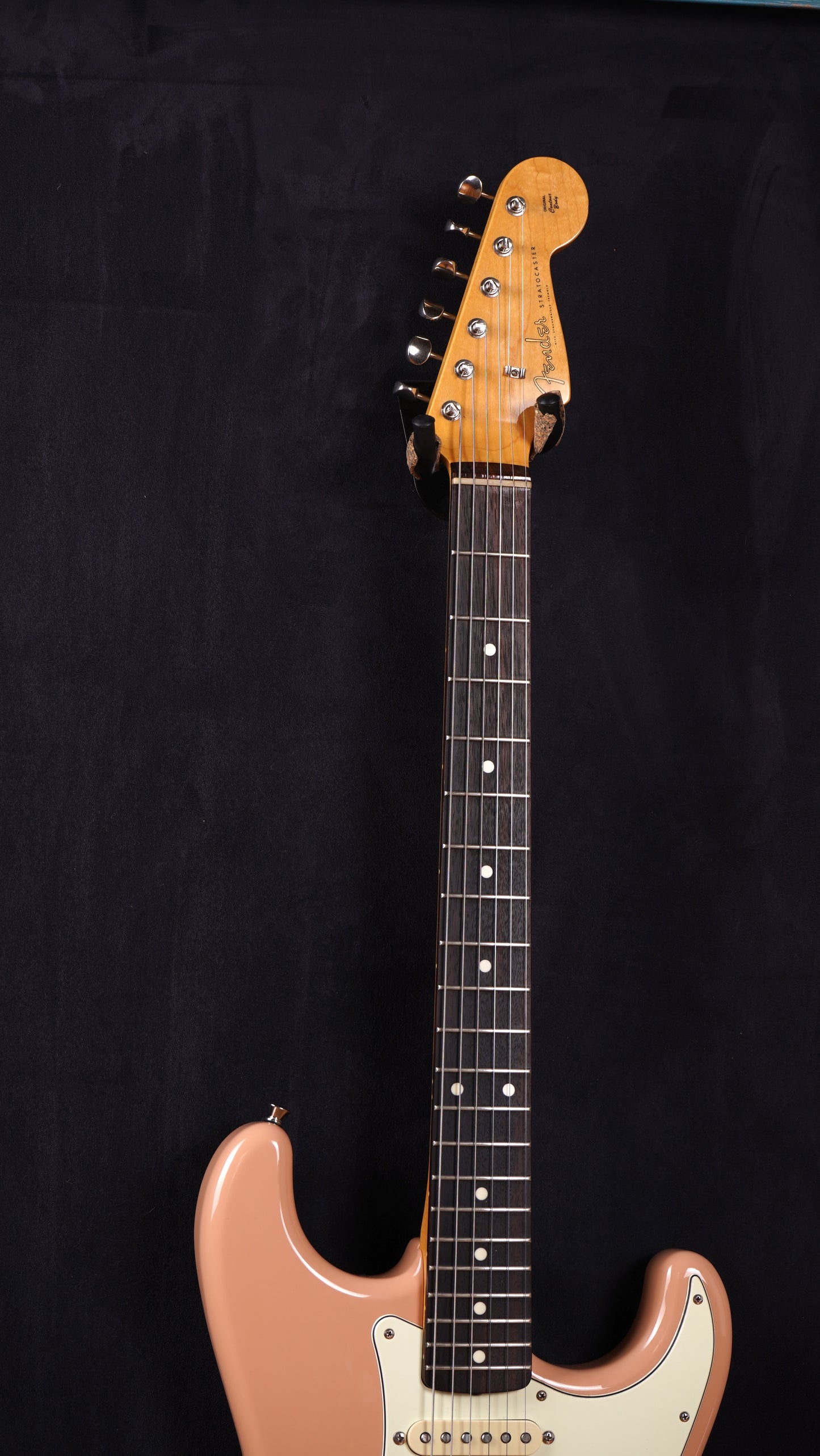 Fender Made in Japan Hybrid Stratocaster Flamingo Pink (2.El)