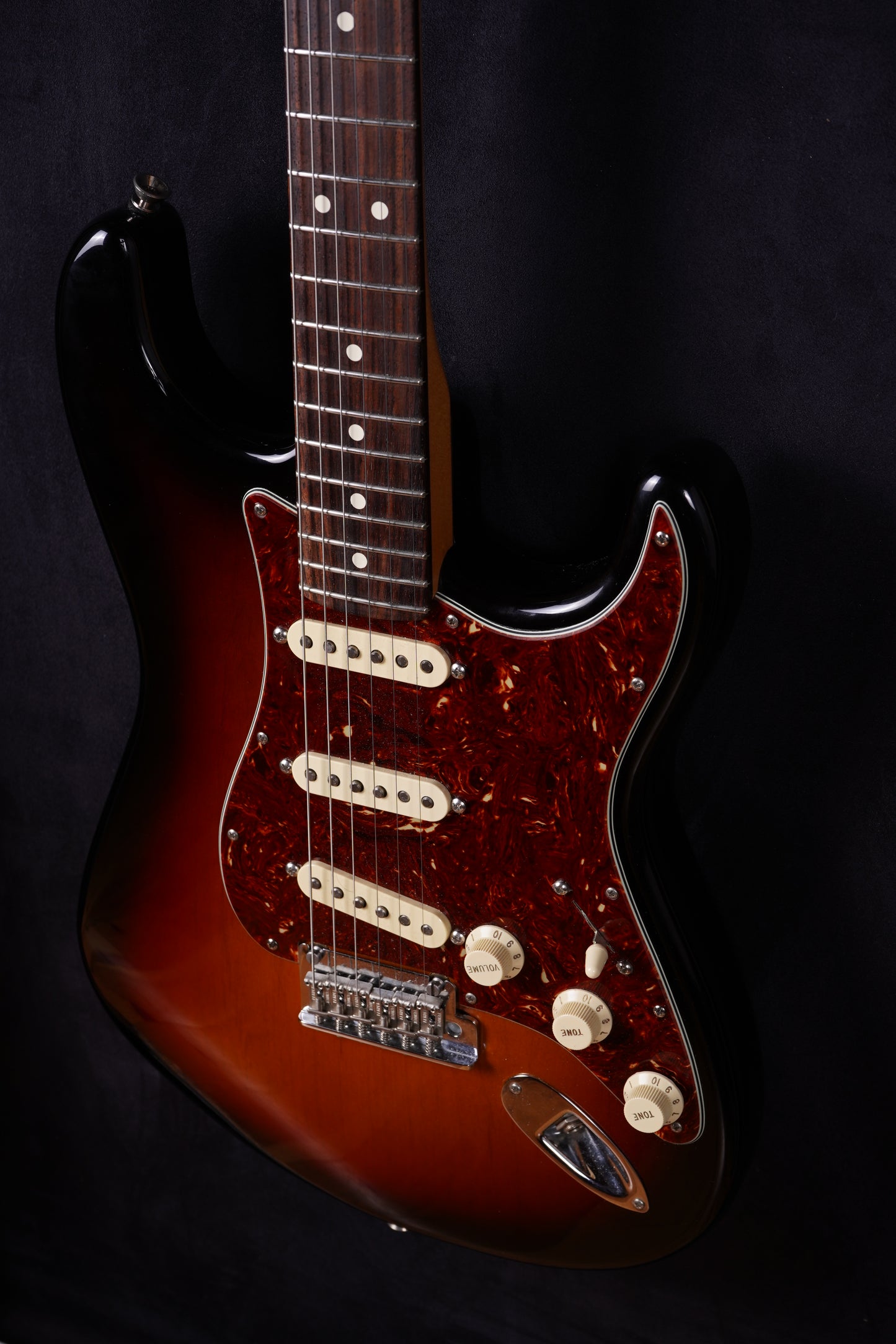 Fender American Professional II Stratocaster - 3 Color Sunburst Rosewood (2.El)