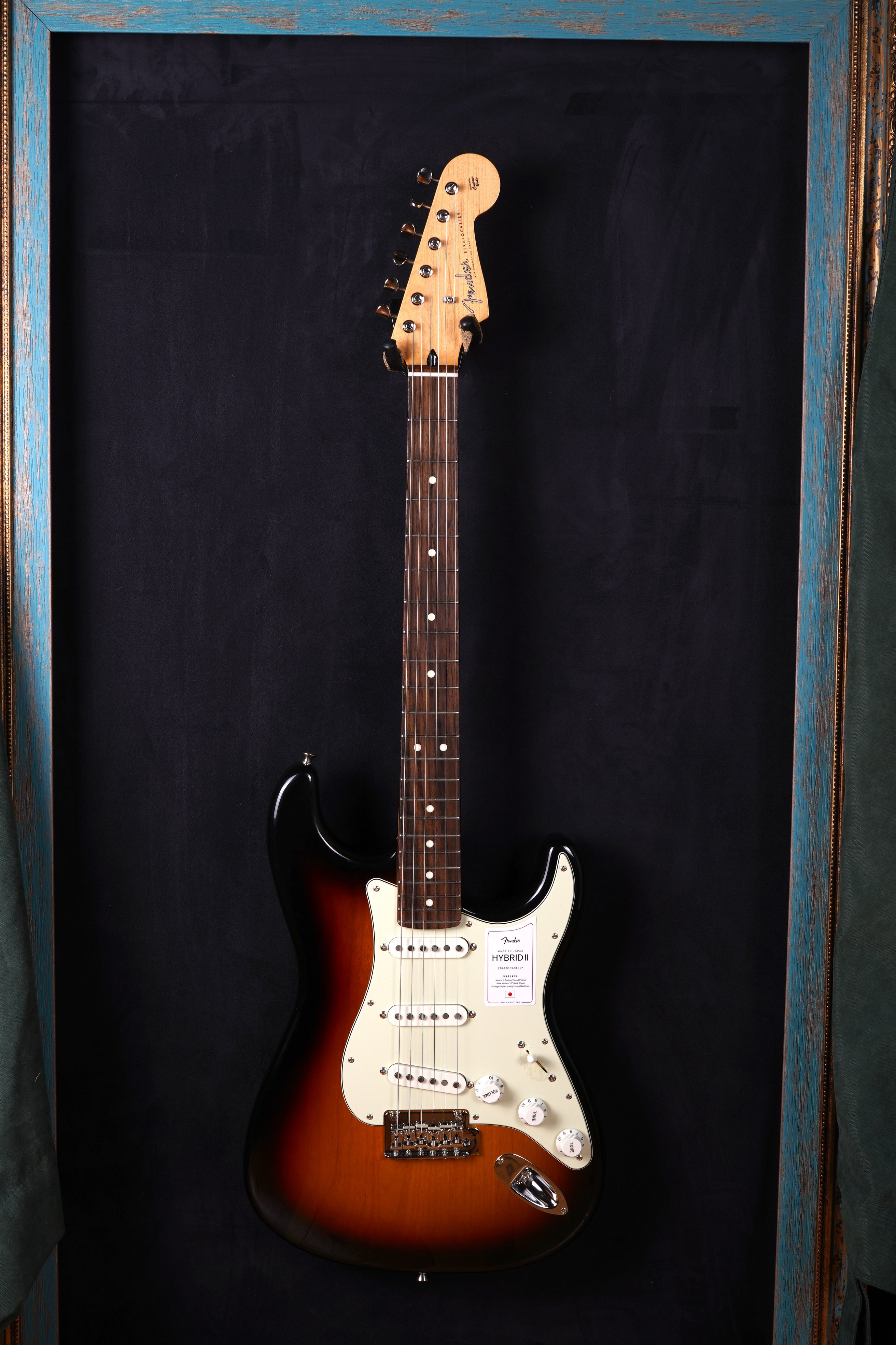 Fender Japan Hybrid II Stratocaster - 3 Color Sunburst (2.El