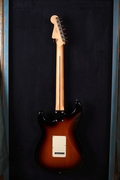 Fender Japan Hybrid II Stratocaster - 3 Color Sunburst (2.El)