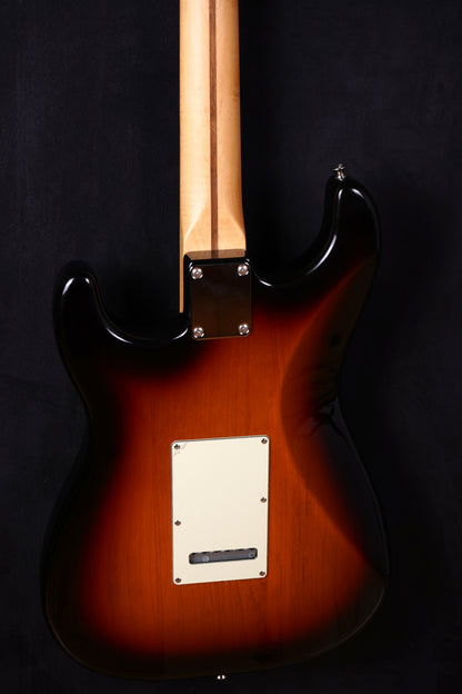 Fender Japan Hybrid II Stratocaster - 3 Color Sunburst (2.El)