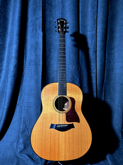 Taylor American Dream AD17E Elektro Akustik Gitar (2.El)