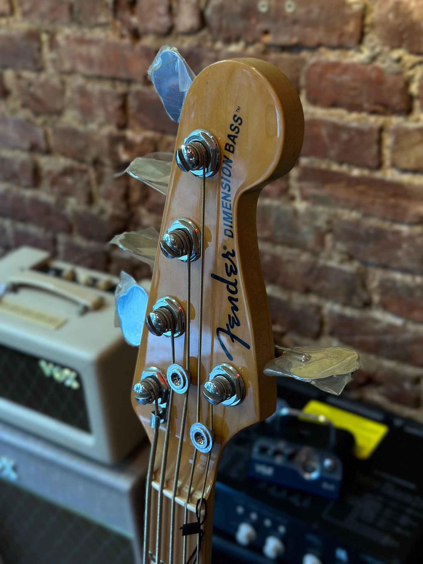 Fender American Deluxe Dimension Bass V 5 Telli Bas Gitar - Natural (2.El)