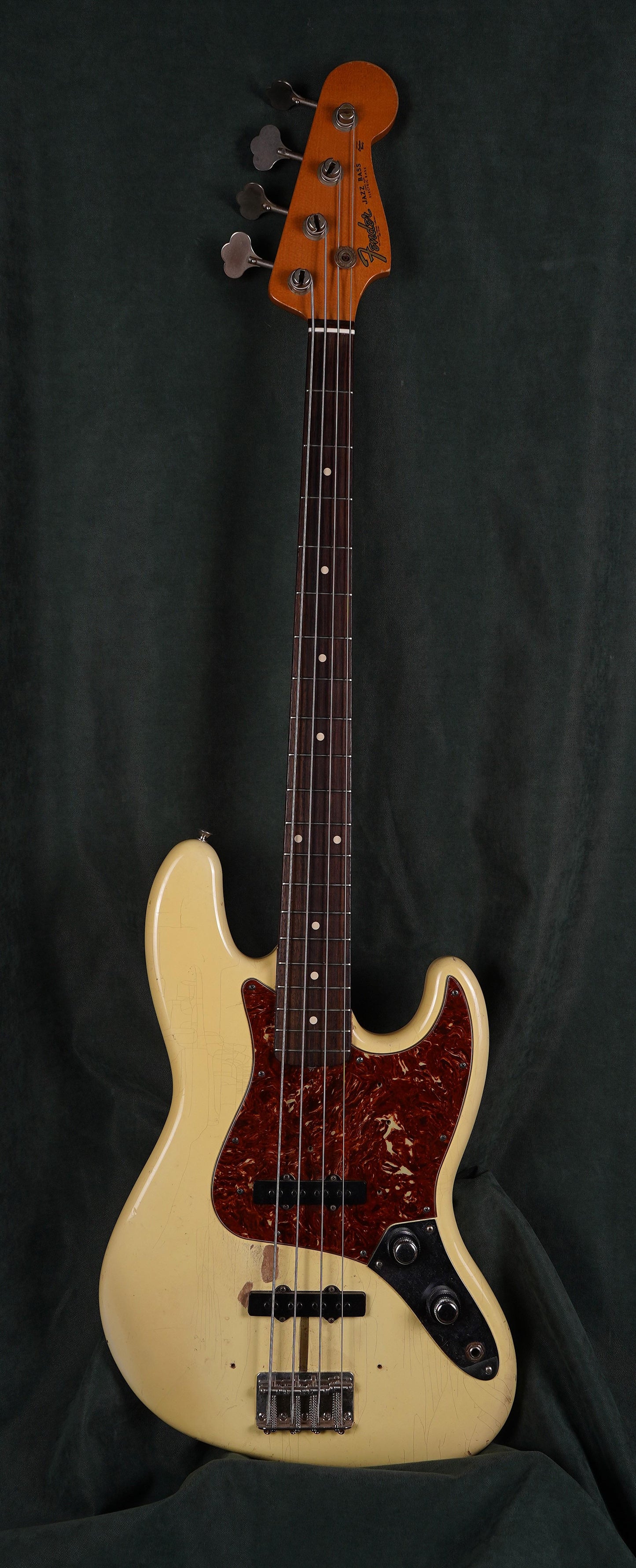 Fender 62 Jazz Bass Relic 4 Telli Bas Gitar (2.El)