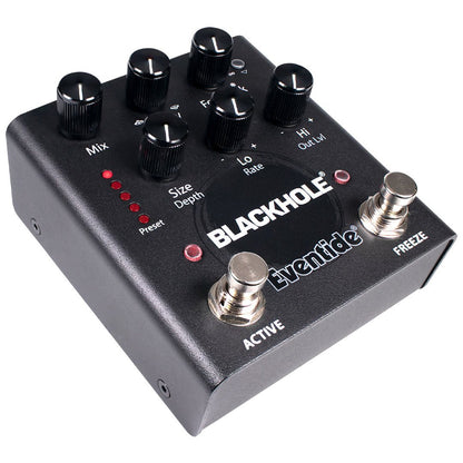 Eventide Blackhole Reverb Pedalı