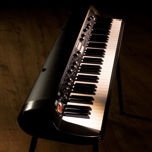 Korg SV2-73 Stage Dijital Piyano